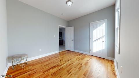 128 Devon Ter, Kearny, NJ 07032 photo 9