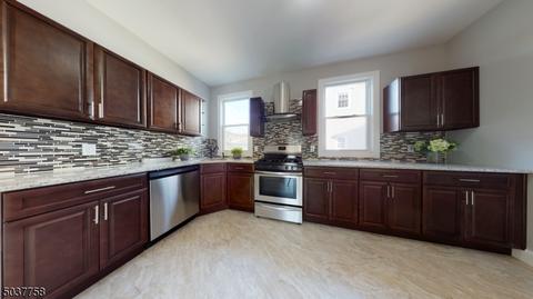 128 Devon Ter, Kearny, NJ 07032 photo 8
