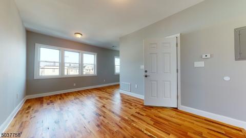 128 Devon Ter, Kearny, NJ 07032 photo 10