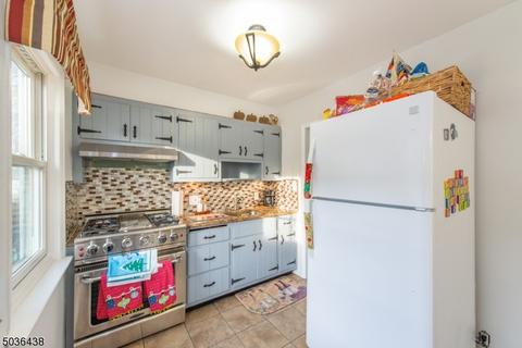 363 E 7th Ave, Roselle, NJ 07203 photo 3