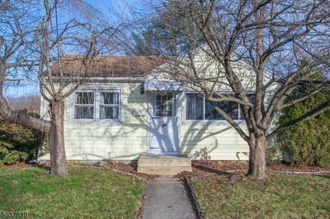 34 Westervelt St, Wayne, NJ 07470 photo 2