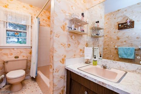 37 Whipple Rd, Wayne, NJ 07470 photo 18
