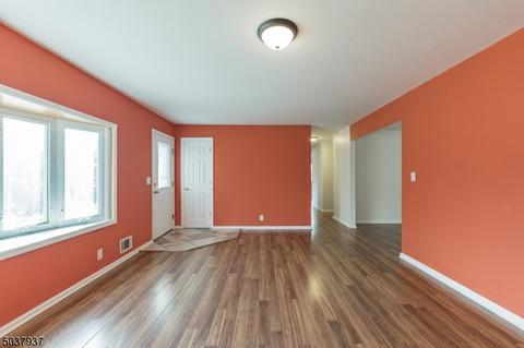18 Brookside Ave, Hackettstown, NJ 07840 photo 2