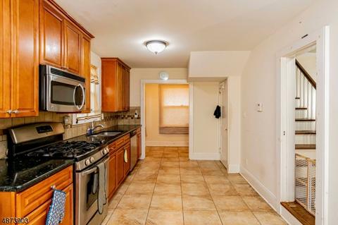 813-15 3rd Pl, Plainfield, NJ 07060 photo 8