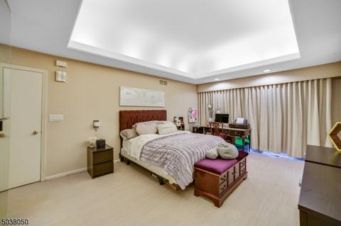 68 Warwick Cir, Springfield, NJ 07081 photo 14