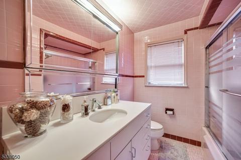 68 Warwick Cir, Springfield, NJ 07081 photo 11
