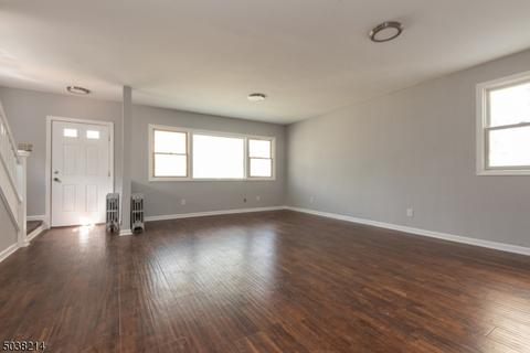 45 Chase St, Nutley, NJ 07110 photo 3