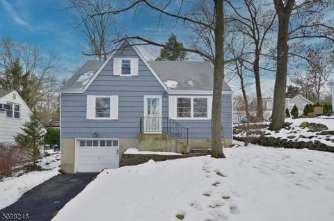 39 Laurel Dr, Wayne, NJ 07470 photo 1