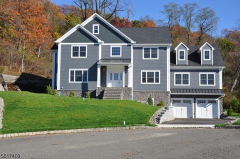 19 Berkshire Dr, Wayne, NJ 07470 photo 1