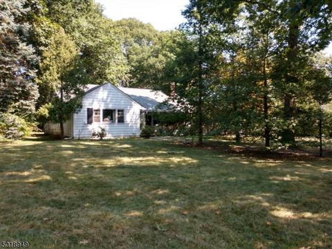 76 Stonebridge Rd, Montclair, NJ 07042 photo 1