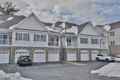 48 Elston Ct, Haskell, NJ 07420 photo 1