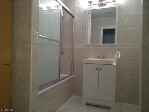 620 West Dr, Paramus, NJ 07652 photo 21