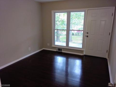 620 West Dr, Paramus, NJ 07652 photo 19