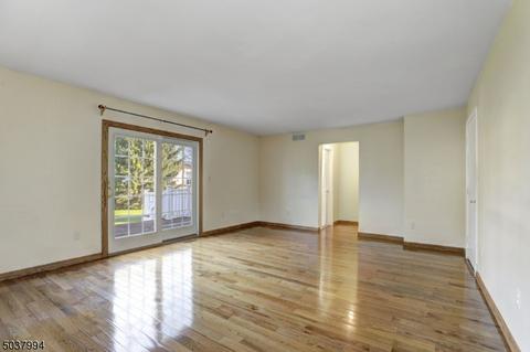 9 Devonshire Ct, Flemington, NJ 08822 photo 7
