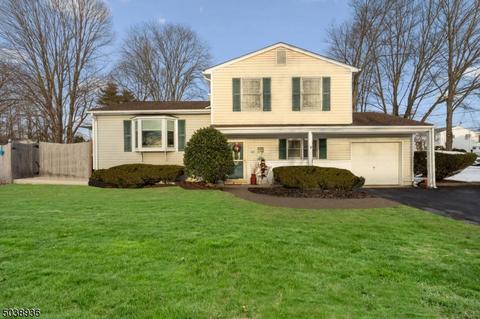 103 Mountain View Dr, Hackettstown, NJ 07840 photo 1