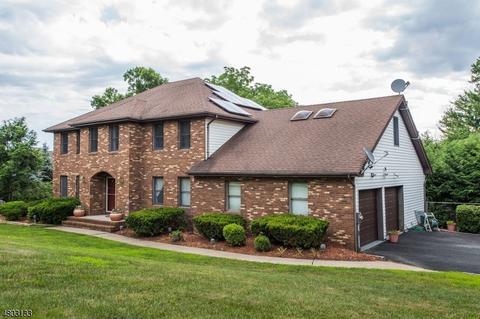 76 Windsor Dr, Montville Twp., NJ 07058 photo 2