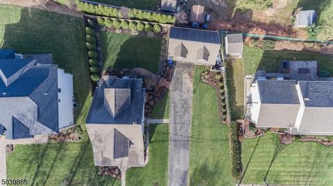 521 Otto Pl, Paramus, NJ 07652 photo 24