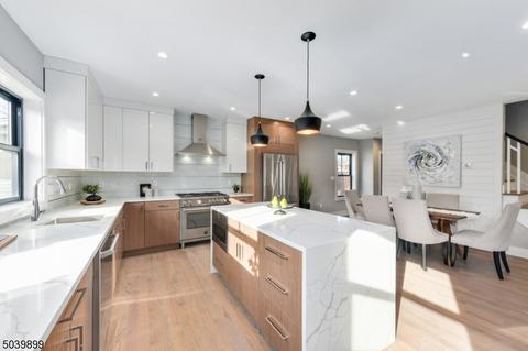 81 Rector St, Millburn, NJ 07041 photo 3