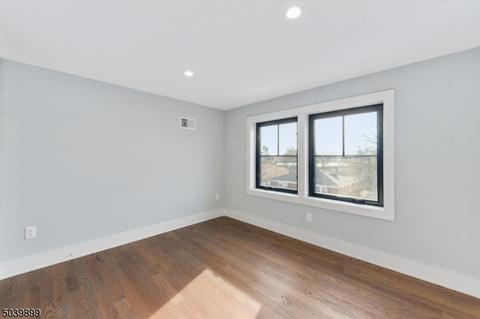 81 Rector St, Millburn, NJ 07041 photo 16