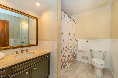 15 Chimney Ln, Wayne, NJ 07470 photo 15