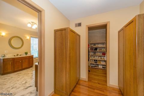 15 Chimney Ln, Wayne, NJ 07470 photo 13