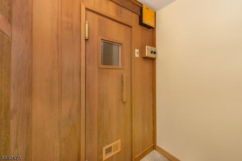 15 Chimney Ln, Wayne, NJ 07470 photo 19