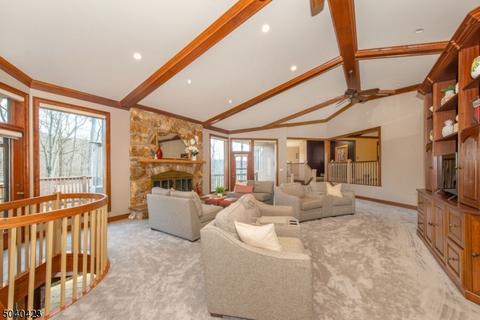 15 Chimney Ln, Wayne, NJ 07470 photo 4