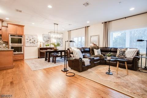 156 Mountain Ave UNIT 7, Springfield, NJ 07081 photo 5