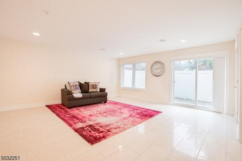 156 Mountain Ave UNIT 7, Springfield, NJ 07081 photo 3
