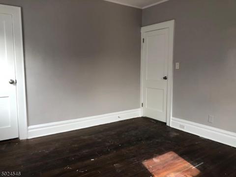 275 Vassar Ave, Newark, NJ 07112 photo 2
