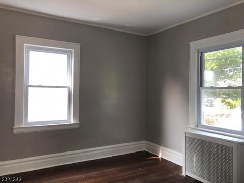 275 Vassar Ave, Newark, NJ 07112 photo 4