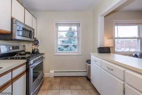 15 Knox Ter #2B, Wayne, NJ 07470 photo 8
