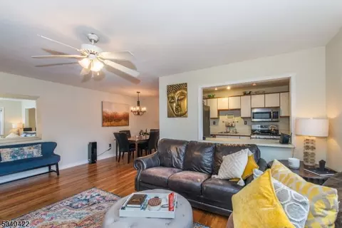 15 Knox Ter #2B, Wayne, NJ 07470 photo 12