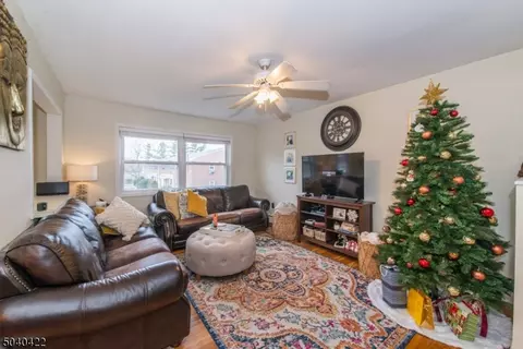 15 Knox Ter #2B, Wayne, NJ 07470 photo 5
