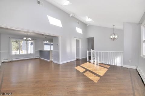 53 Towsen Rd, Wayne, NJ 07470 photo 3