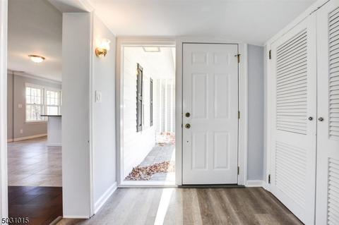 143 Mendham Rd E, Mendham, NJ 07945 photo 3