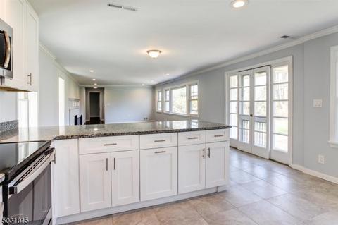 143 Mendham Rd E, Mendham, NJ 07945 photo 12