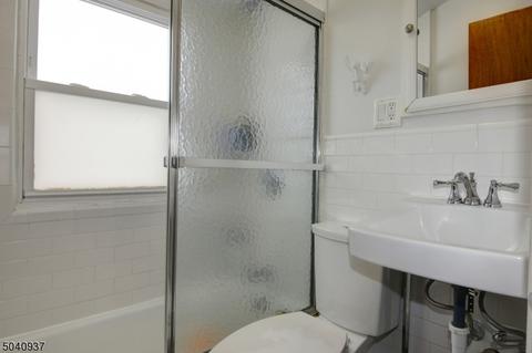 2425 N 3rd St, Union, NJ 07083 photo 11