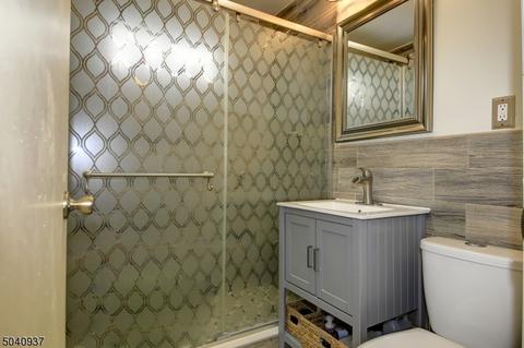 2425 N 3rd St, Union, NJ 07083 photo 6