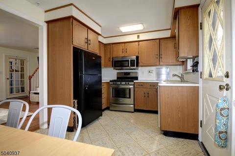 2425 N 3rd St, Union, NJ 07083 photo 7