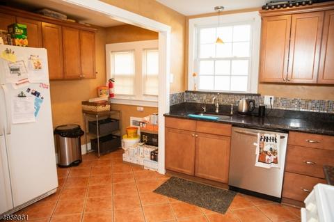 991 Kenyon Ave, Plainfield, NJ 07060 photo 8