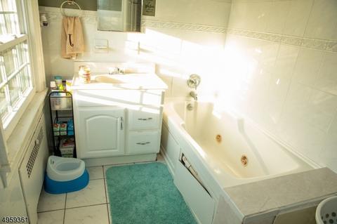 991 Kenyon Ave, Plainfield, NJ 07060 photo 20