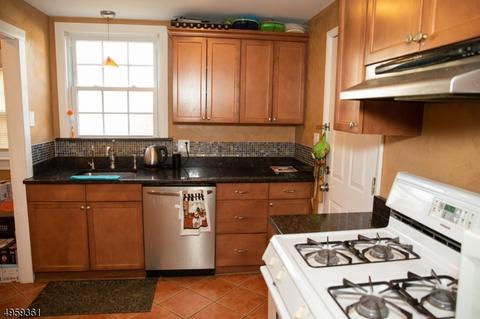 991 Kenyon Ave, Plainfield, NJ 07060 photo 7