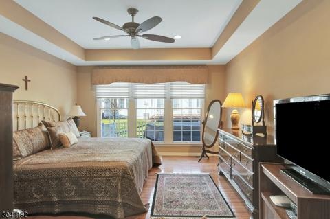 65 Balsam Ct, Paramus, NJ 07652 photo 12