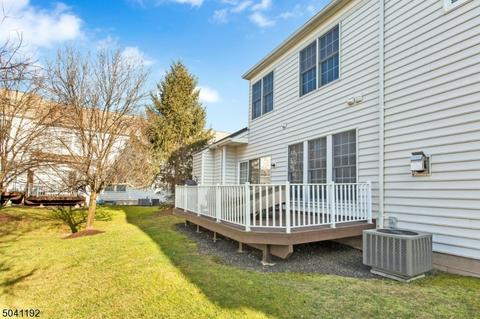 65 Balsam Ct, Paramus, NJ 07652 photo 25