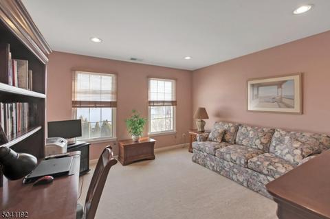 65 Balsam Ct, Paramus, NJ 07652 photo 15