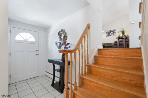 97 Laurel Dr, Springfield, NJ 07081 photo 3
