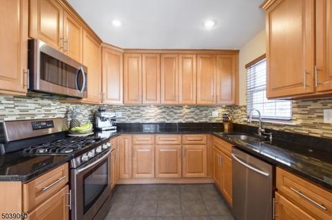 97 Laurel Dr, Springfield, NJ 07081 photo 7