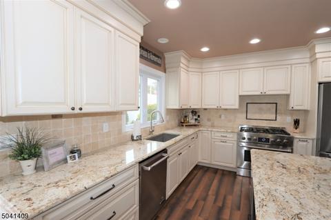 41 Hillside Ave, Nutley, NJ 07110 photo 14