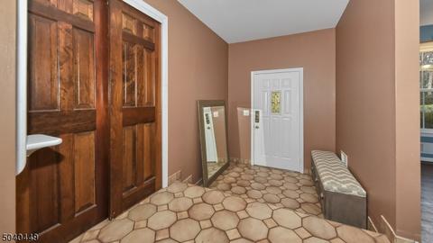 29 Monterey Dr, Wayne, NJ 07470 photo 3